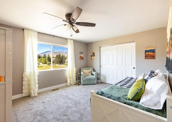 Mountain View Country Holiday home